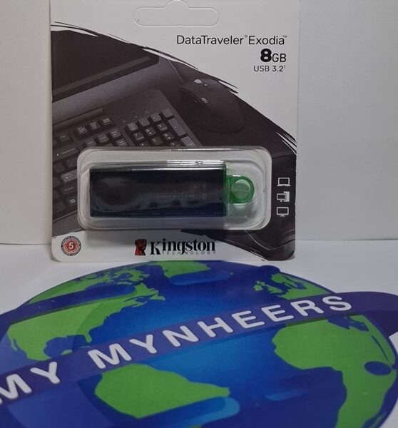 Kingston DataTraveler Exodia 8GB USB 3.2 Flash Drive